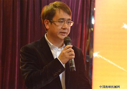 不忘初心 协同创新——泉州装备协会举办2017年会