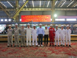 ôع2400TEUװ䴬422Aɹ
