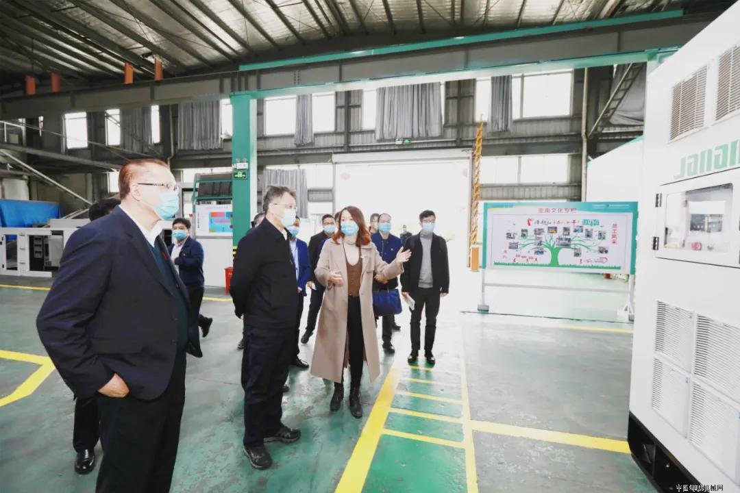 宁德市委书记郭锡文等一行莅临亚南集团开展储能微电网系统专题调研