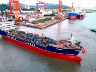 ���������ع�18500���ͻ����������ڵļ���ͻ����ս�Բ���